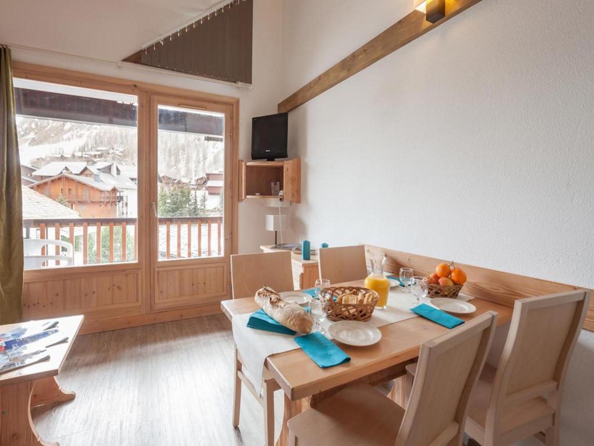 Residence & Spa Les Chalets De Solaise Val-dʼIsère Szoba fotó